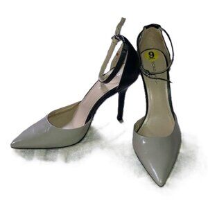 NWOT BCBGeneration Black/Taupe Two-Toned Heels | 9M |
